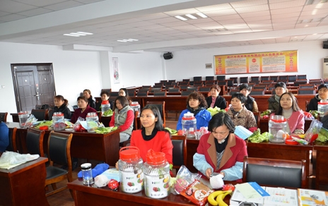 庆祝“三八国际妇女节”组织发展环保酵素专题讲座