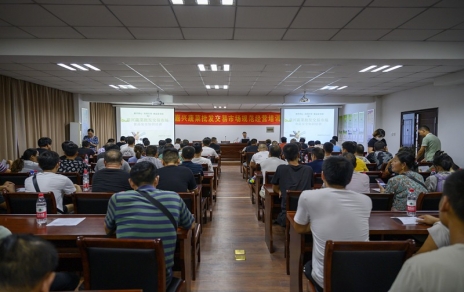 加强食品安全与卫生工作治理  推动市场买卖秩序规范化建设