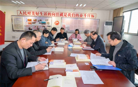 发展主题党日，引发工作劲头