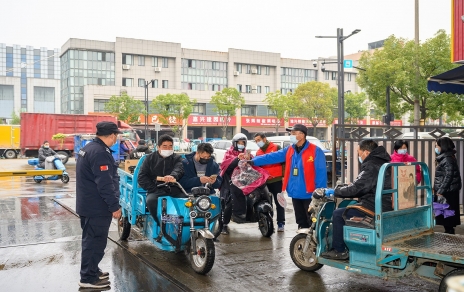 升级防控  确保供给