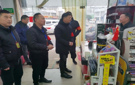 北风凛凛刺骨，斗志高昂为民